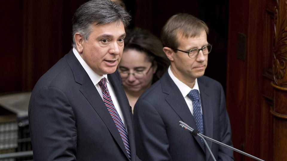 Le ministre des Finances, Charles Sousa, lors de son assermentation.