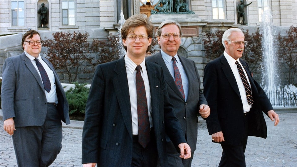Les 4 députés élus sous la bannière du Parti Égalité en octobre 1989