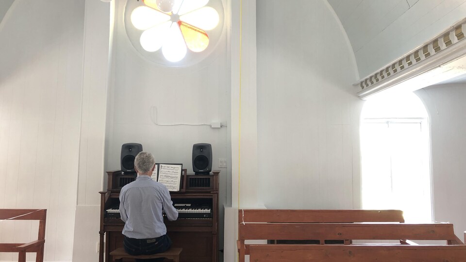 Le son de et du piano pour faire vivre l’église de RivièreSaintJean