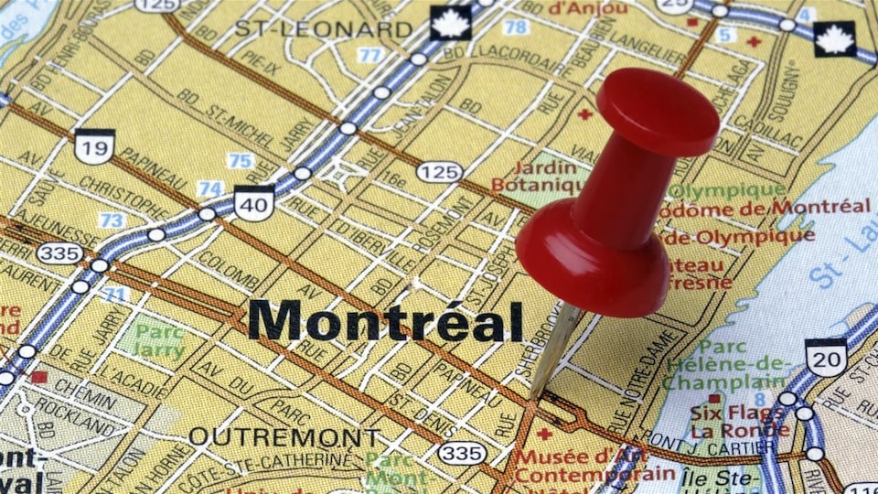 Carte partielle de la ville de Montréal avec une punaise plantée à l'intersection de l'avenue Papineau et de la rue Sainte-Catherine