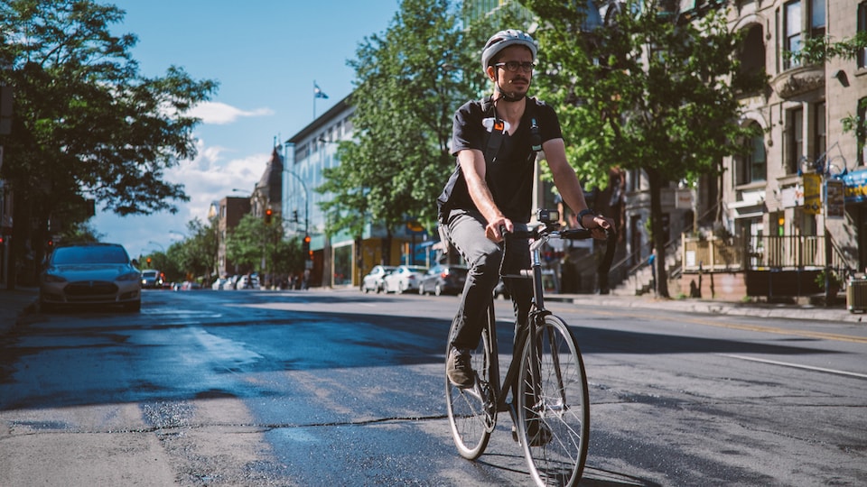 L'équipe de Philippe Apparicio a réalisé une  cinquantaine de trajets dans les rues de Montréal pour réaliser son étude.