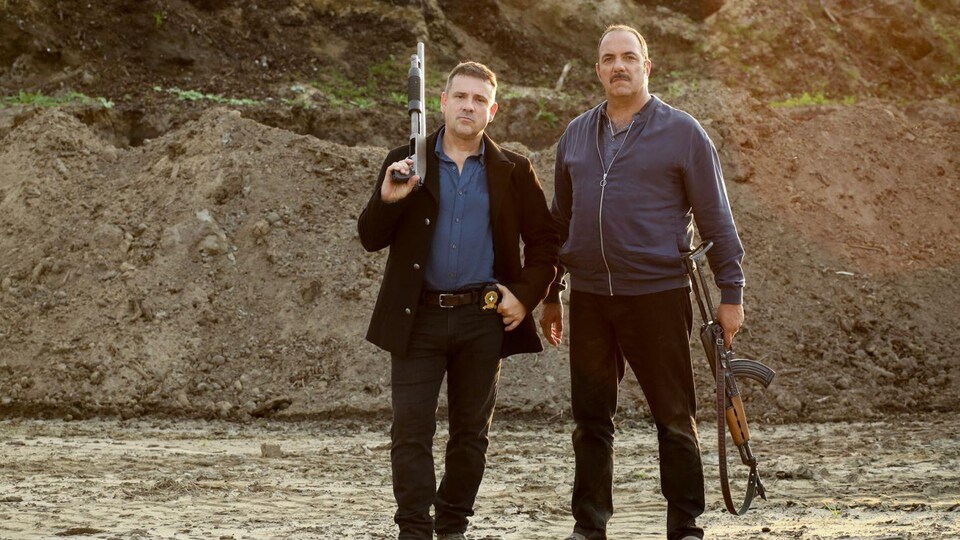 Appel Moi Si Tu Meurs Saison 2 Une nouvelle série signée Legault et Bernard | Culture club