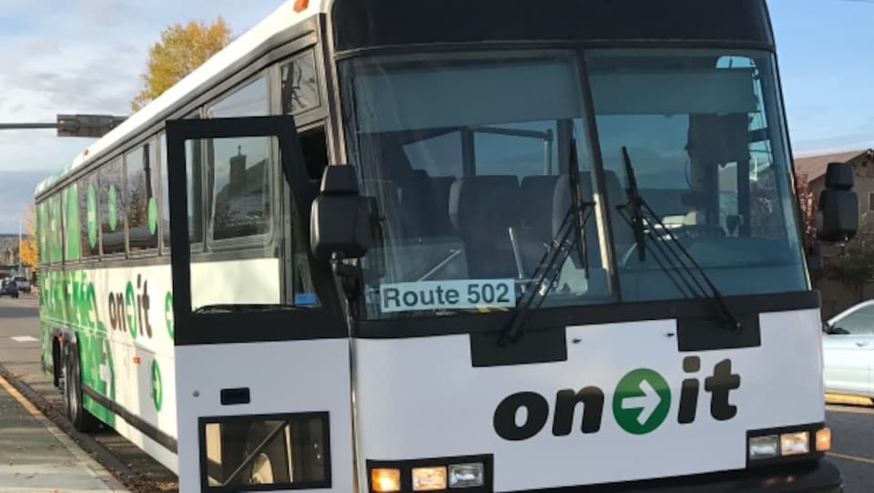 bus from quebec city to montreal airport