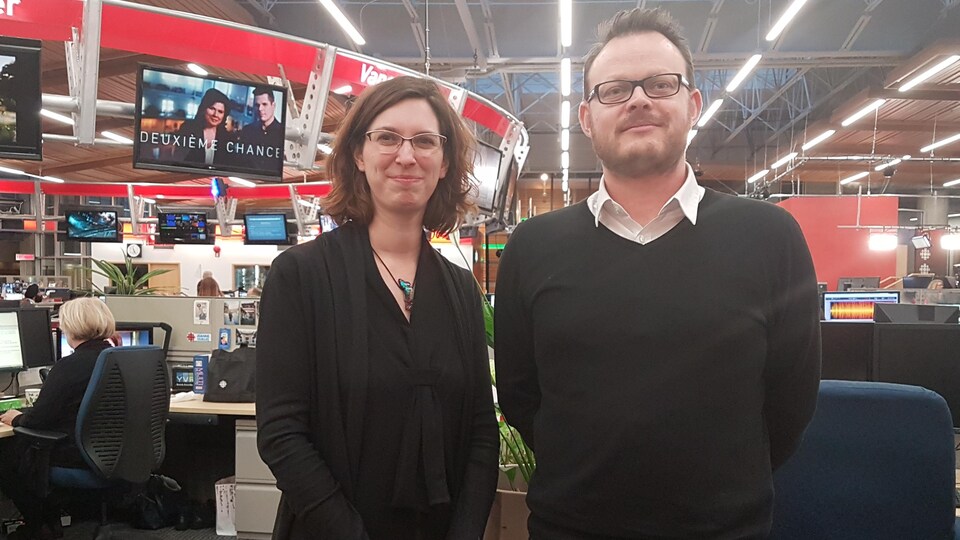 Eloïse Loriot, de l'Alliance française et Étienne Farreyre attaché culturel au Consultat de France à Vancouver