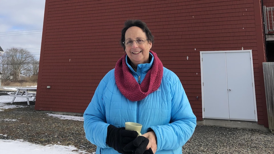  la directrice du Musée des Acadiens des Pubnicos, Bernice d'Entremont.