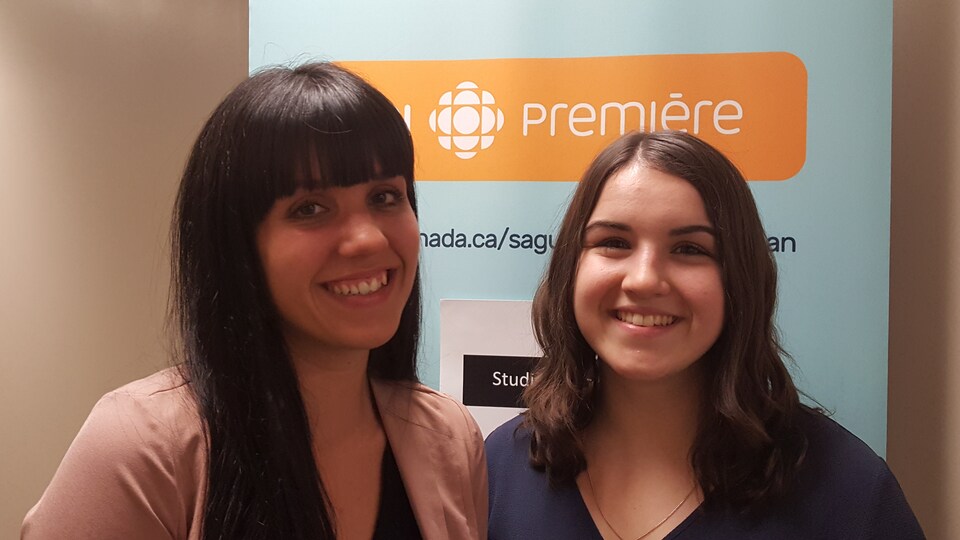 Carolanne Plouffe et Jasmine Grégoire, étudiantes en art et technologie des médias du Cégep de Jonquière