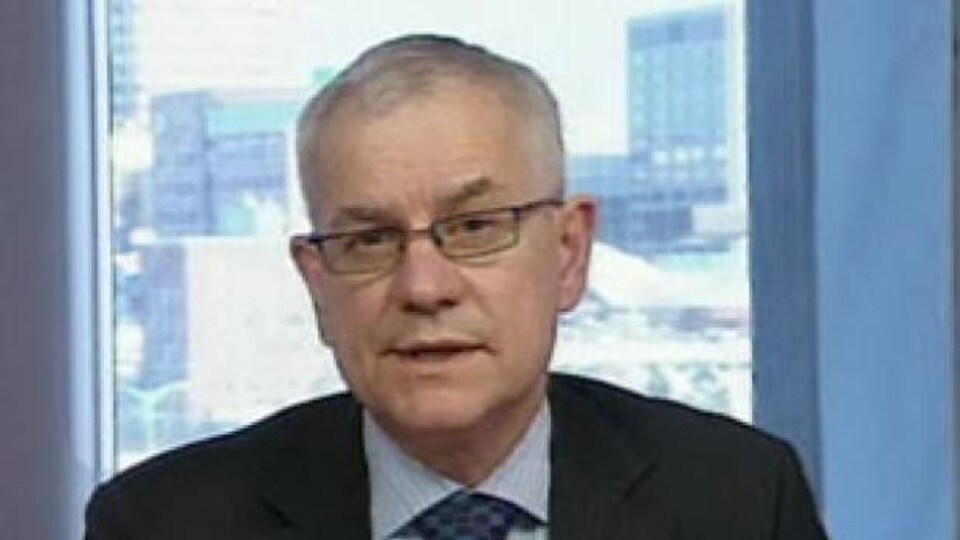 Dr Donald Lalonde parle de chirurgie esthétique