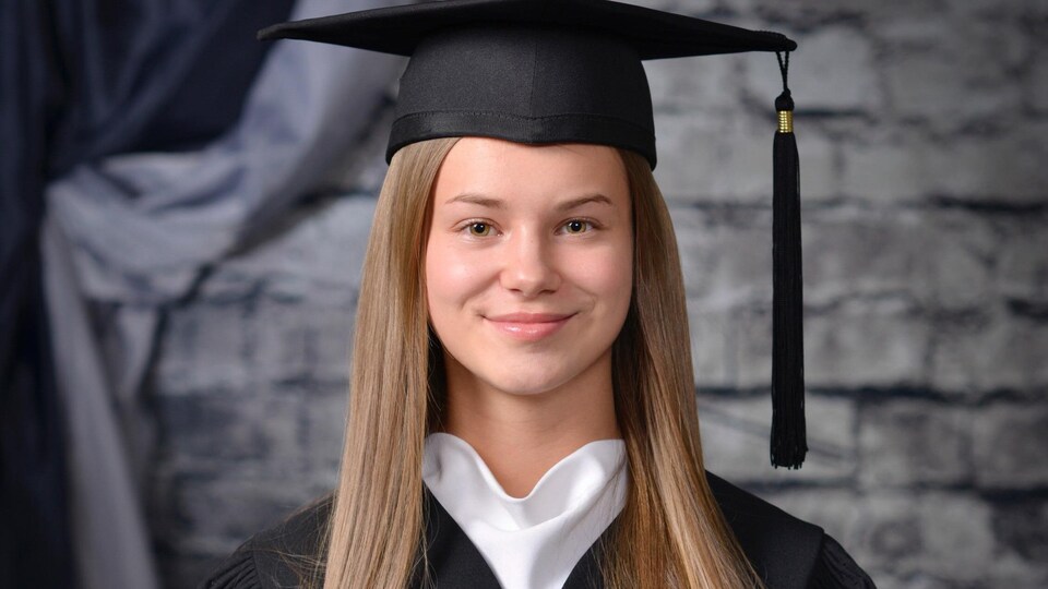 Chloé Ladouceur, jeune finissante du secondaire à Sept-Îles