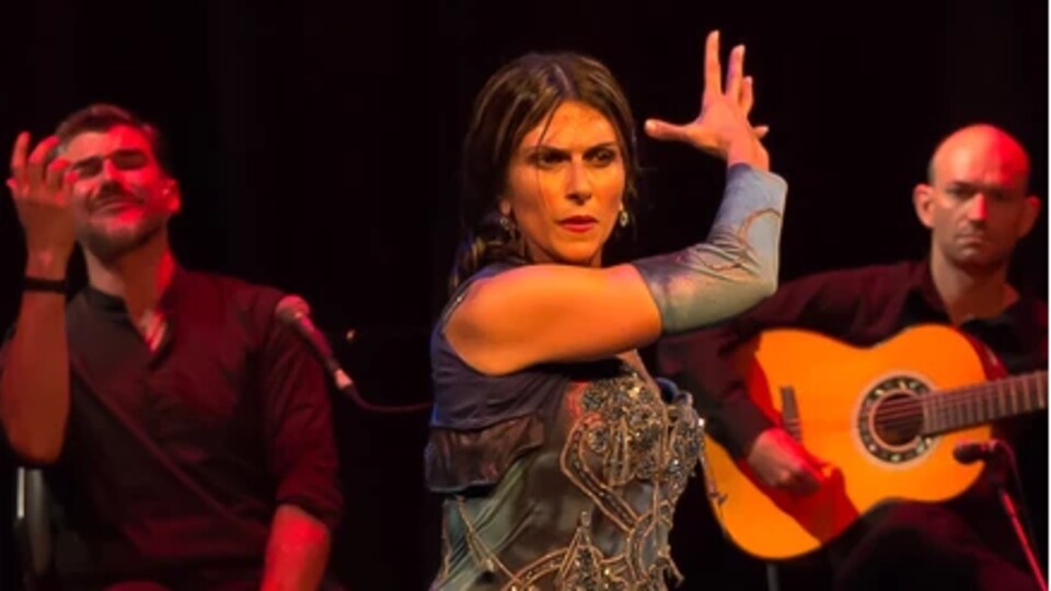 trois membres de la compagnie de danse Flamenco Borealis de Saskatoon.