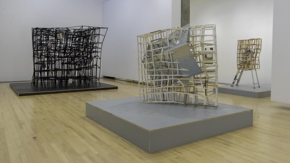 Trois scuptures de Samuel Roy-Bois.