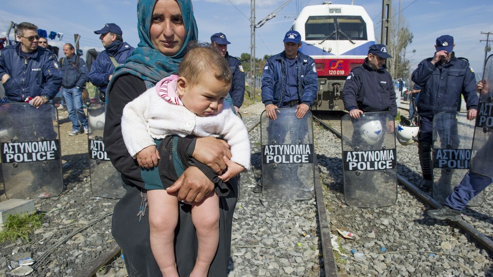 Une mère et son bébé