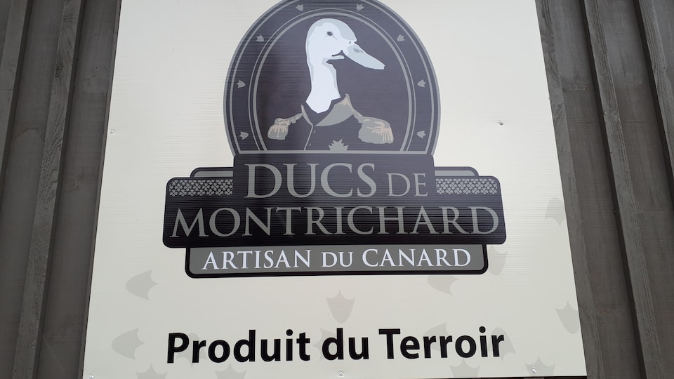 Enseigne de l'entreprise Ducs de Montrichard d'Orford.