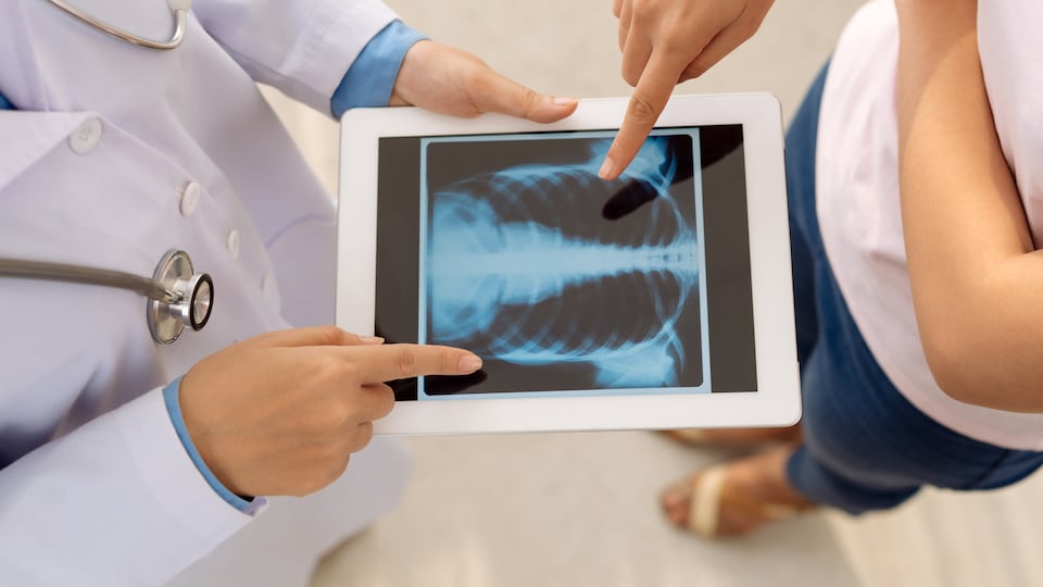 Dans bien des cas, les tests prescrits pas un médecin ne sont pas nécessaires et peuvent même causer des désagréments au patient.