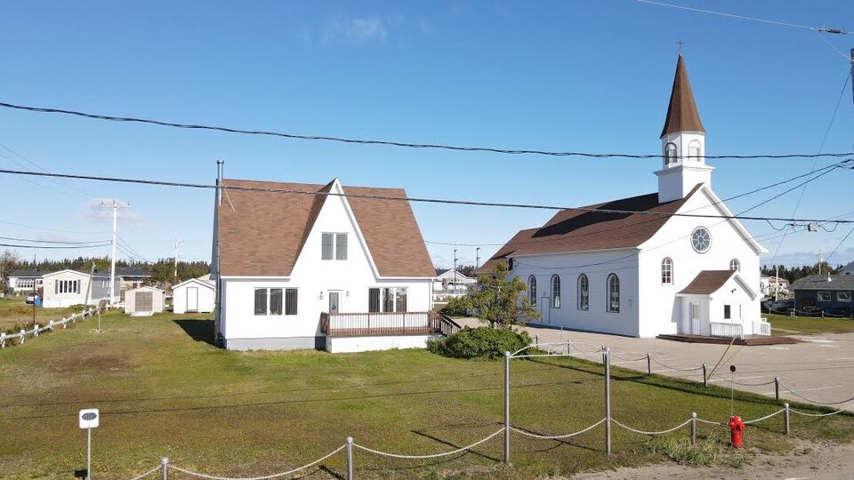 LonguePointedeMingan veut citer comme patrimonial son église et son