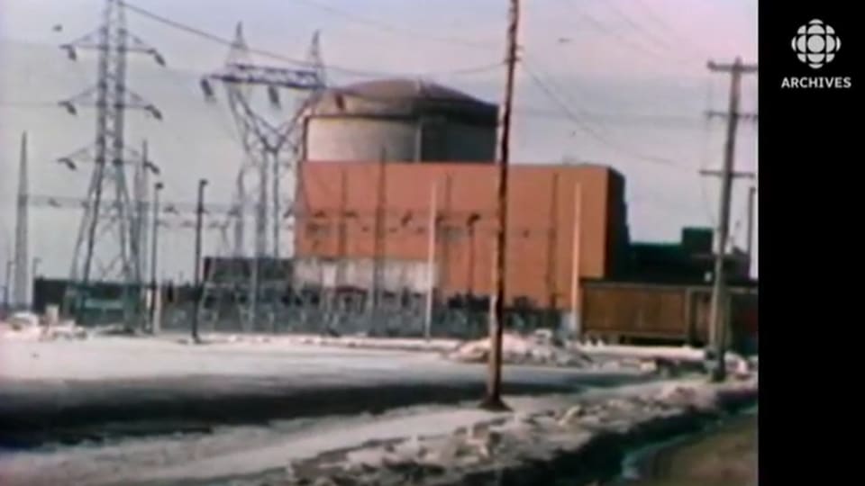 Vue de la centrale nucléaire de Gentilly-1.