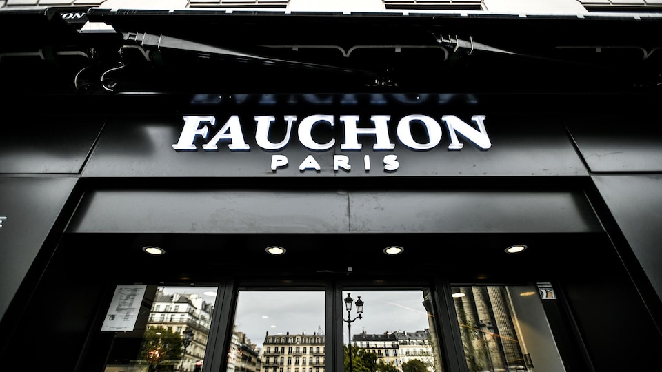 La devanture d'un magasin Fauchon, à Paris