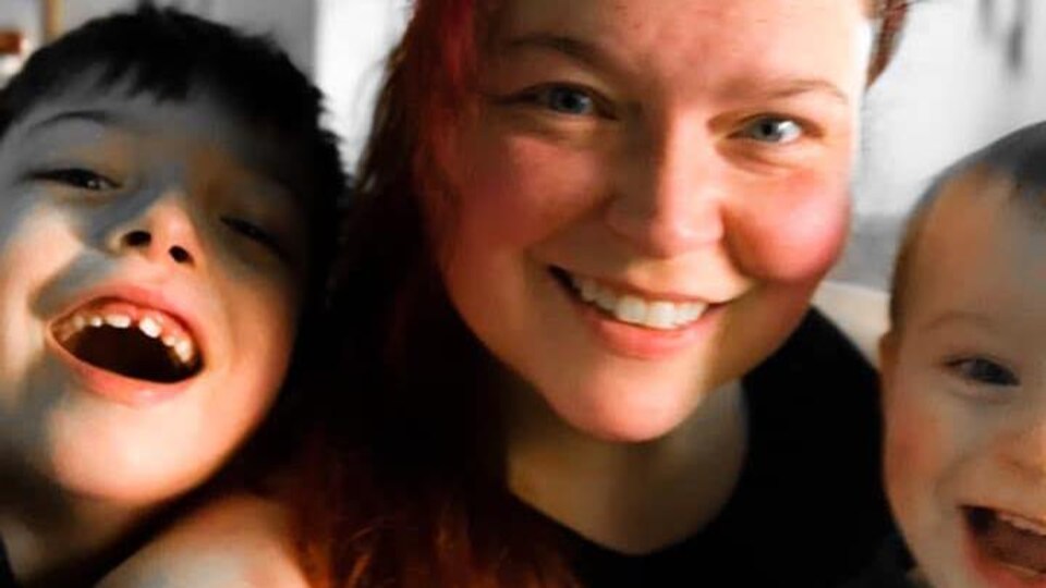 Geneviève Martin et ses deux fils