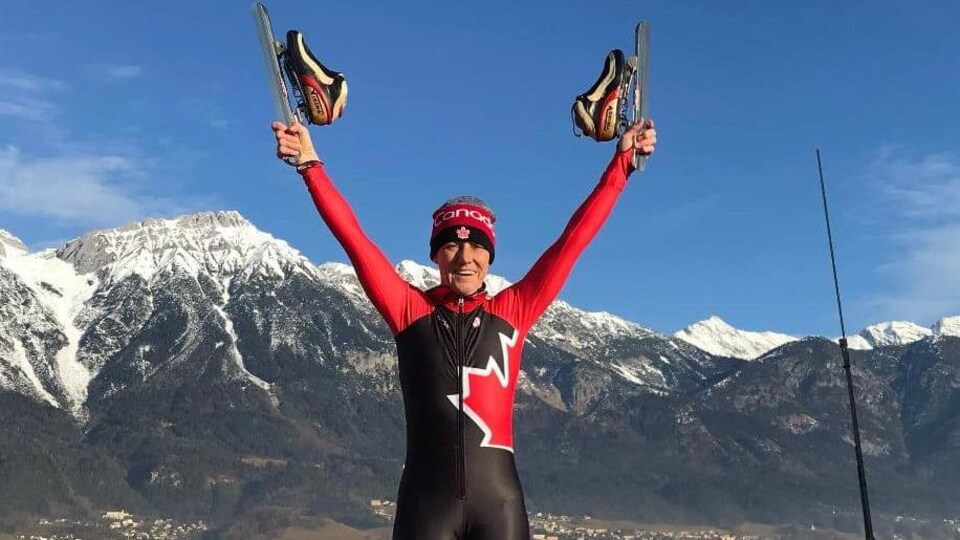 Guylaine Larouche, athlète renommée et appréciée en Estrie en cyclisme et en patin a récolté de médailles d'or au Jeux Mondiaux des maîtres cette semaine en Autriche