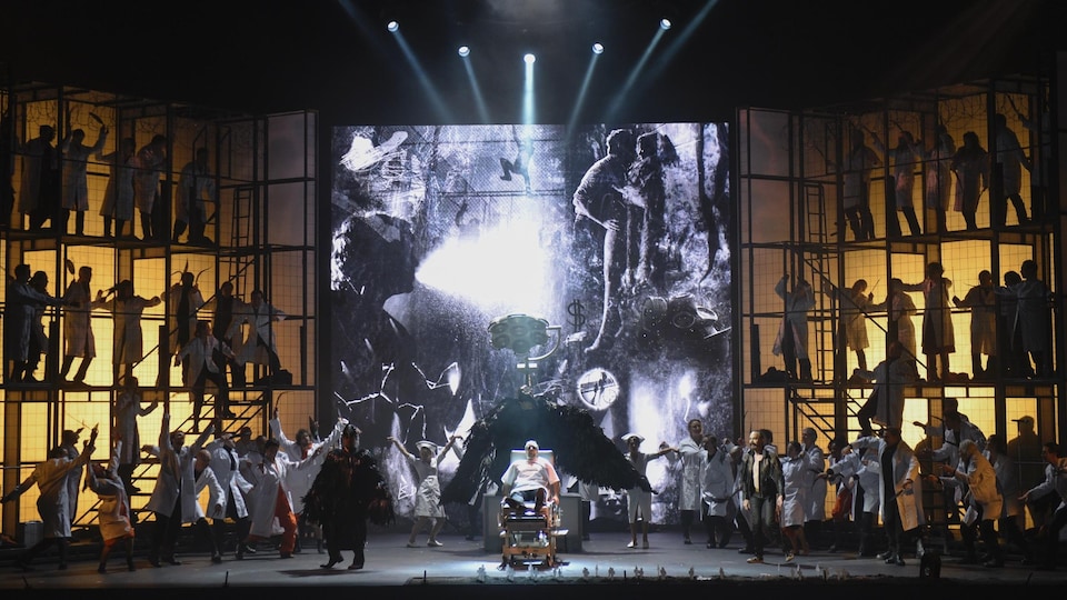 Une scène de l'opéra "Another Brick in the Wall"