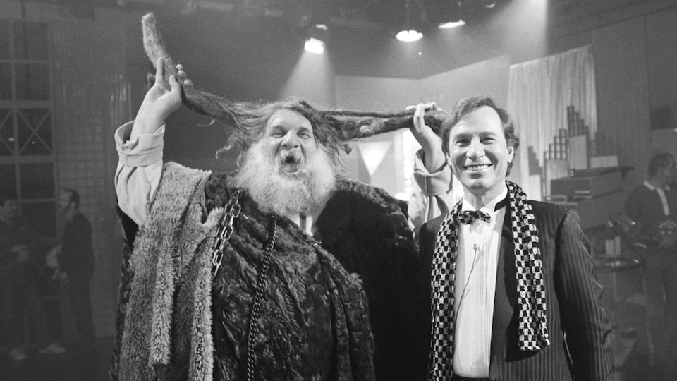 Le Grand Antonio avec Jean-Pierre Ferland à l'émission L'autobus du showbusiness, en 1987