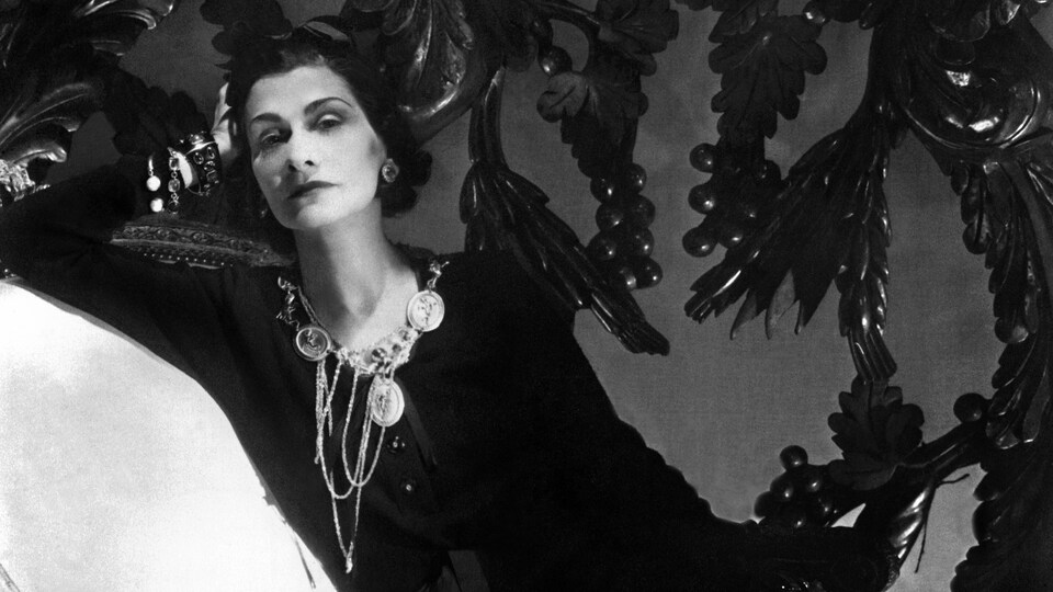 Quand Guerlain sinspire de Coco Chanel pour La Petite Robe Noire
