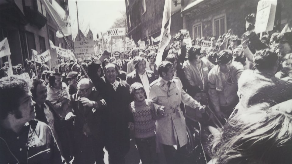 Une manifestation lors du front commun des syndicats québécois de 1972