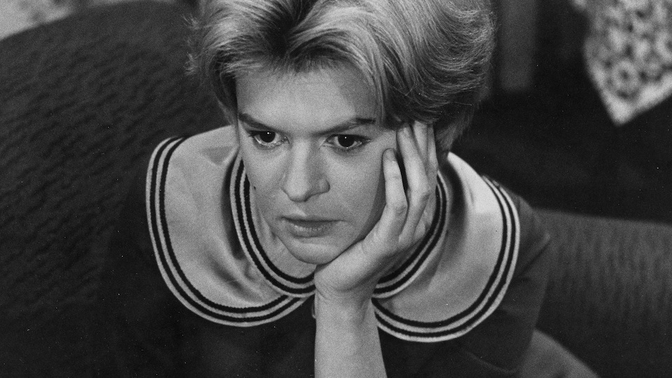 Luce Guilbeault dans Demain dimanche, en 1958.