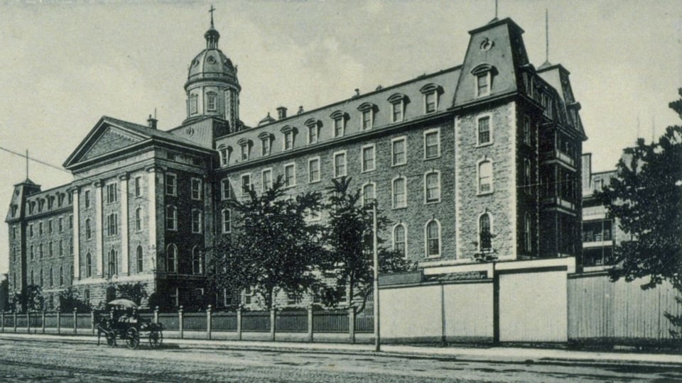 L'Institution des sourdes-muettes de Montréal, entre 1870 et 1920