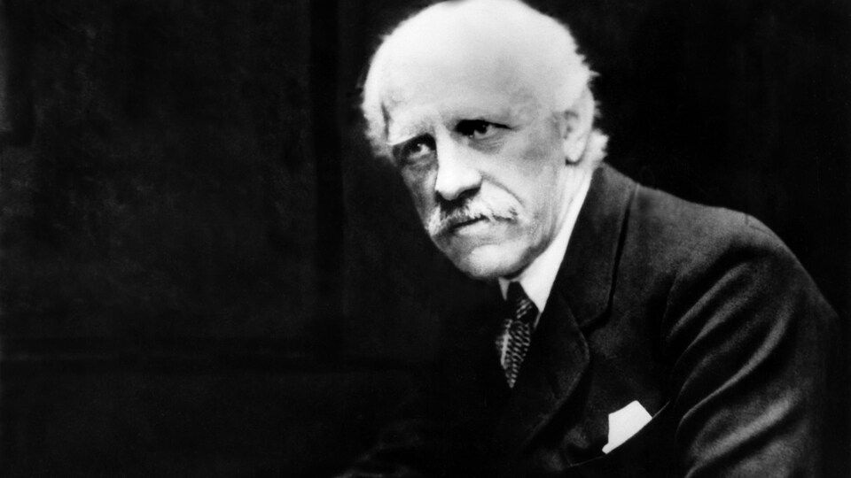 Portrait du scientifique et diplomate Fridtjof Nansen.