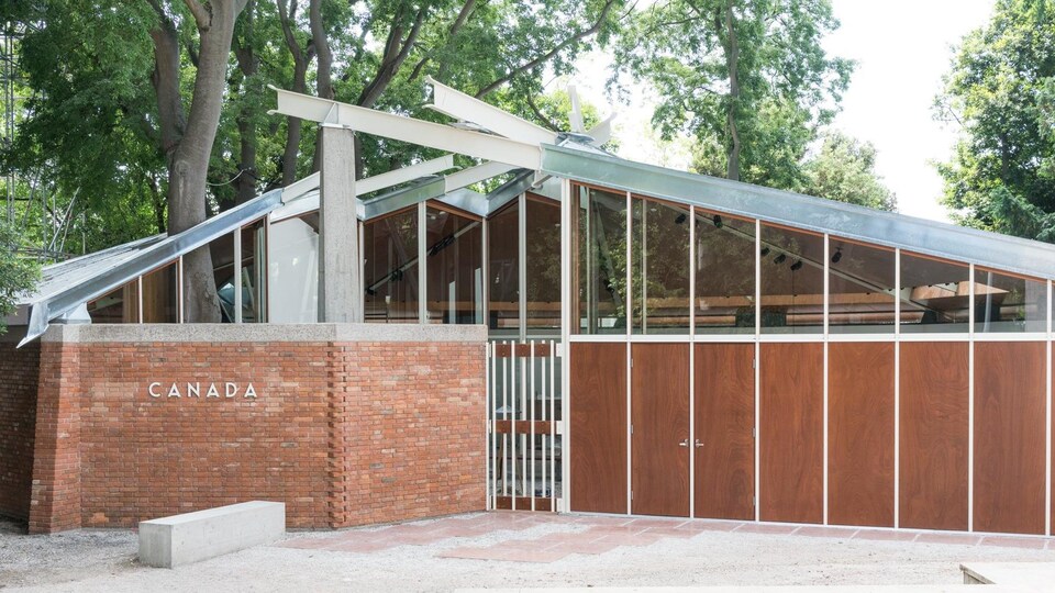 Façade du pavillon du Canada à Venise.
