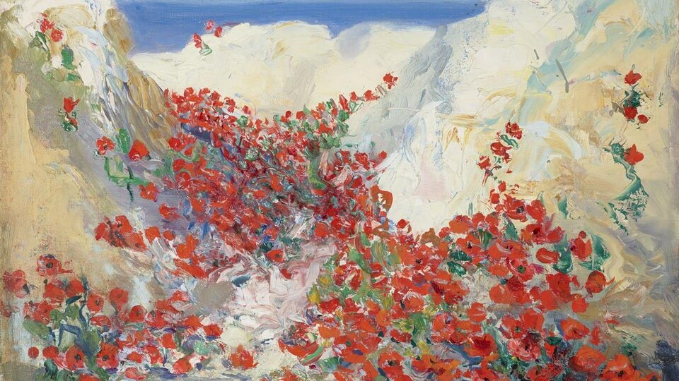 Portion d'une peinture intitulée Tranchée de la somme (1919), montrant un paysage de fleurs rouges.