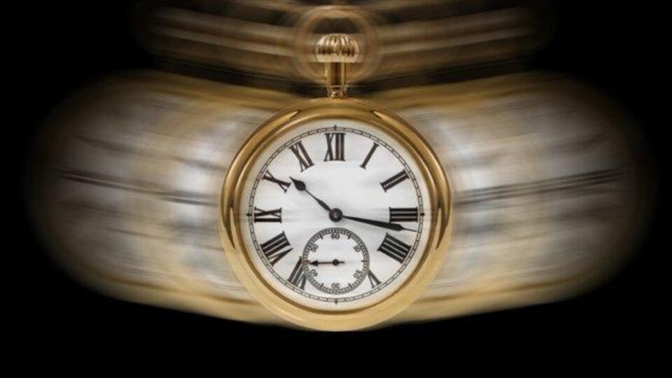 Une montre.