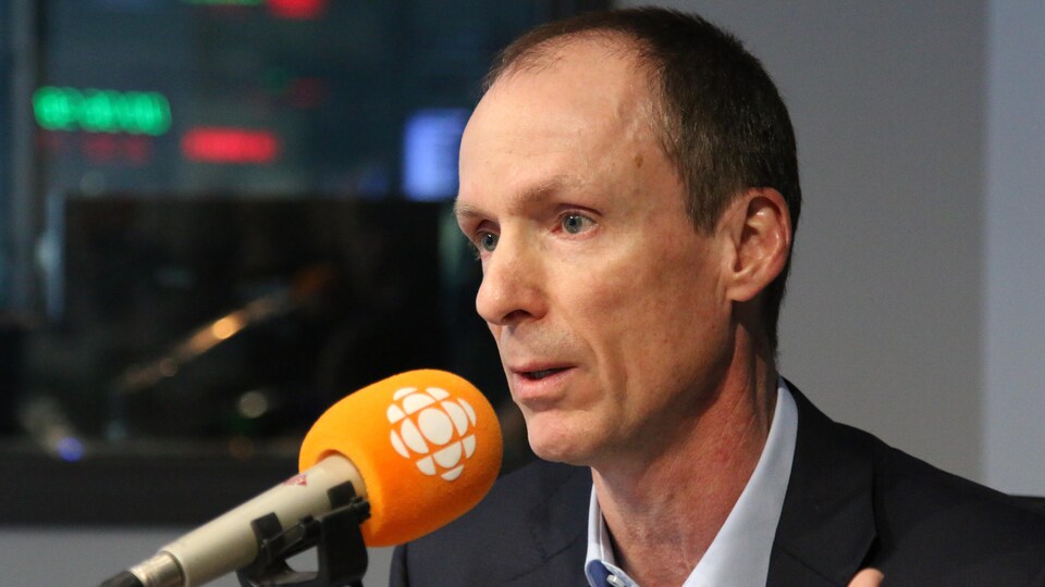 Les gens d'affaires réunis pour discuter de la pénurie de maind'œuvre