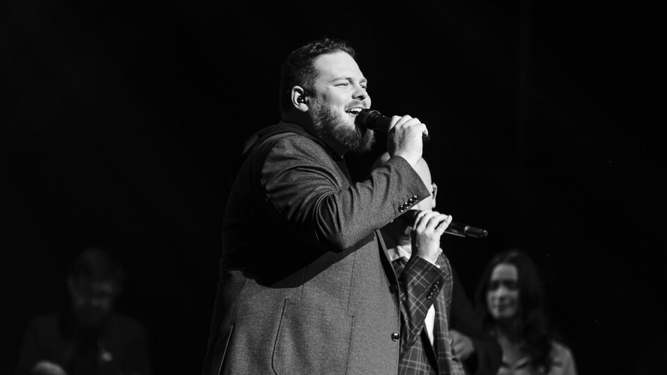 Le chanteur originaire de Baie-Comeau, Jordan Lévesque