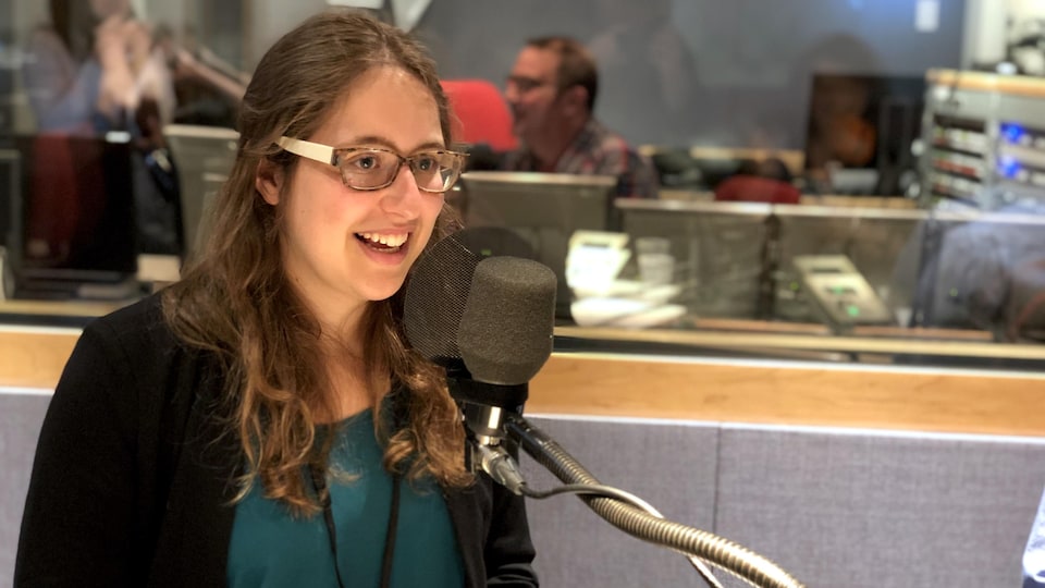 Annabelle Richard Lafferrière en studio.