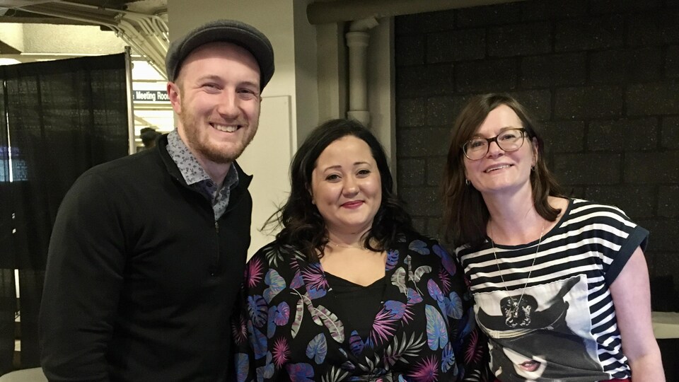 François Joly, Manal Drissi et Geneviève Potvin au Congrès de la francophonie albertaine en 2019.