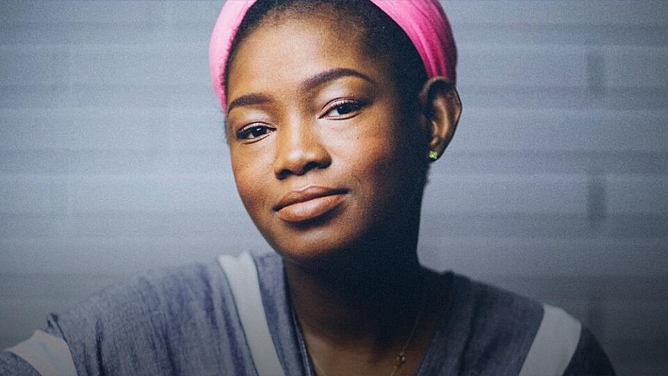 L'artiste franco-manitobaine, d'origine ivoirienne, Kelly Bado.