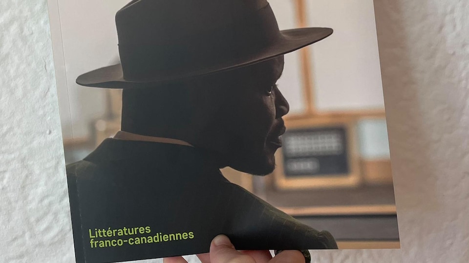 Page couverture de la revue Lettres québécoises