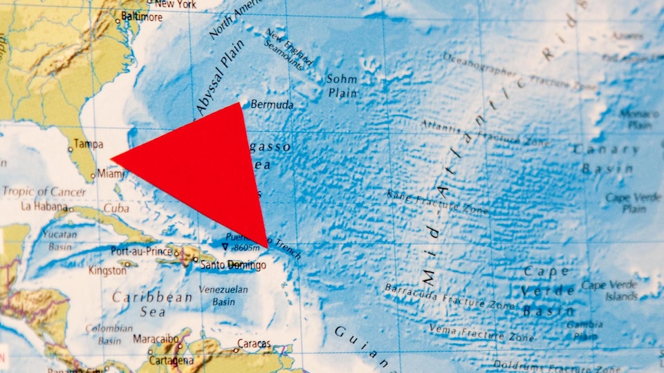 Un carte montre la zone délimitée par le fameux triangle des Bermudes.