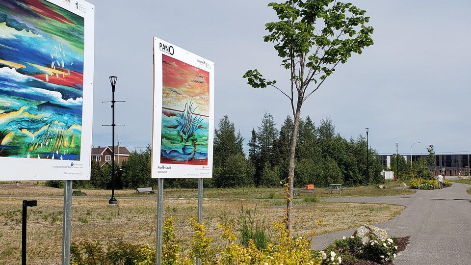 L'oeuvre de Michelle Lefort exposée au Parc des générations (près de l'école Jean-du-Nord).
