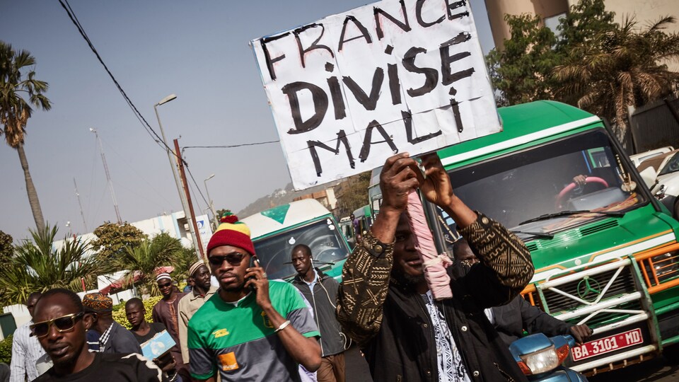 Manifestation contre la présence française à Bamako, au Mali.