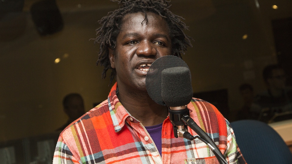 Les multiples facettes de Boucar Diouf condensées dans un livre Médium large