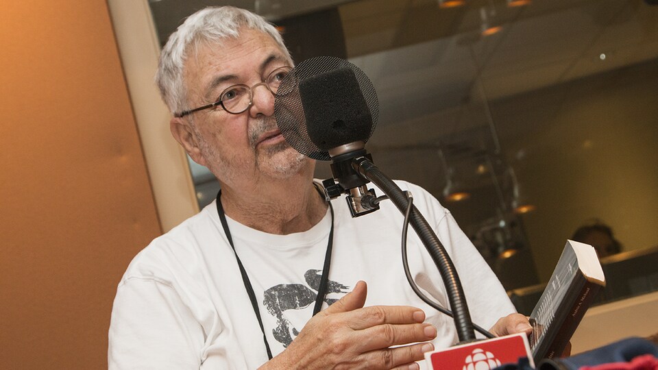Michel Tremblay au micro de Stéphan Bureau
