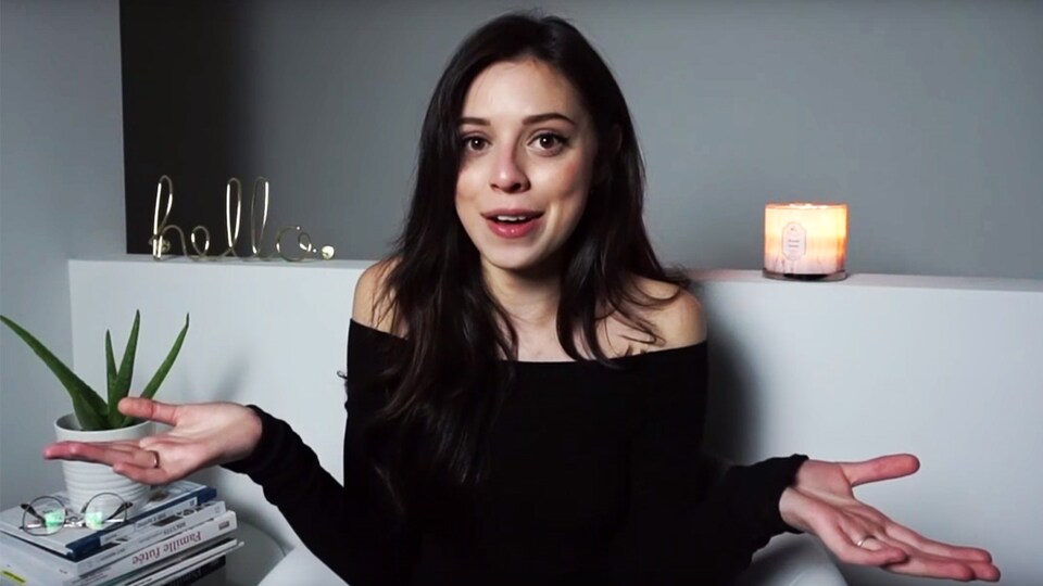 Noémie Lacerte est de ces youtubeurs qui s'adonnent à l'éducation sexuelle.