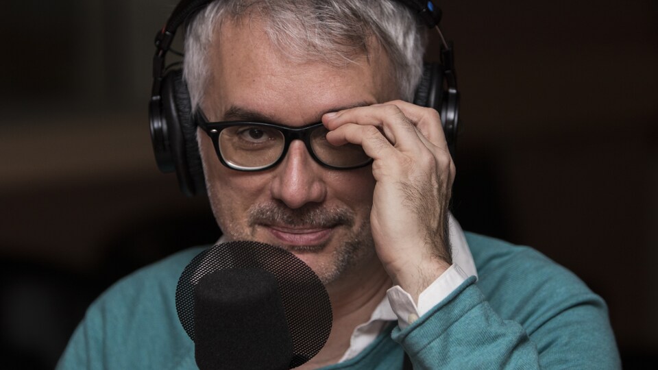 Le critique d’art et professeur d’histoire de l’art Nicolas Mavrikakis