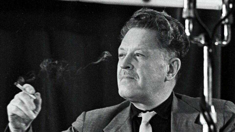 Nazim Hikmet Faire De La Poesie Un Metier