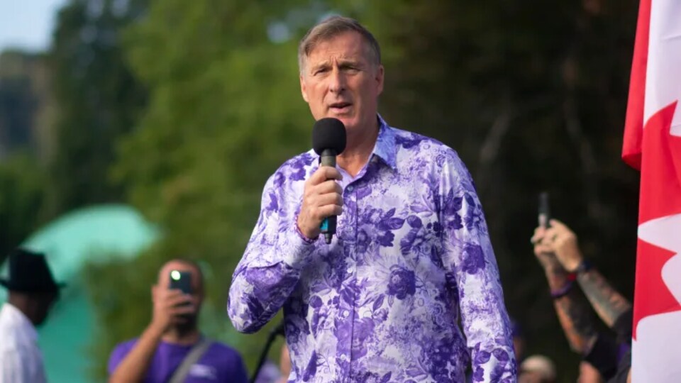Les discours controversés de Maxime Bernier, chef du Parti Populaire du Canada devraient-ils ou non se retrouver dans les médias traditionnels?