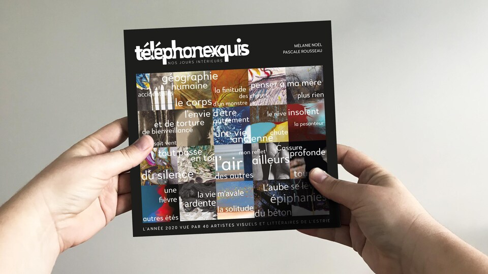 Deux mains tiennent le livre Téléphonexquis.
