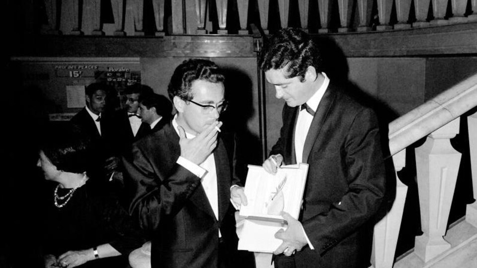 Michel Legrand et Jacques Demy. Les deux portent un tuxedo.