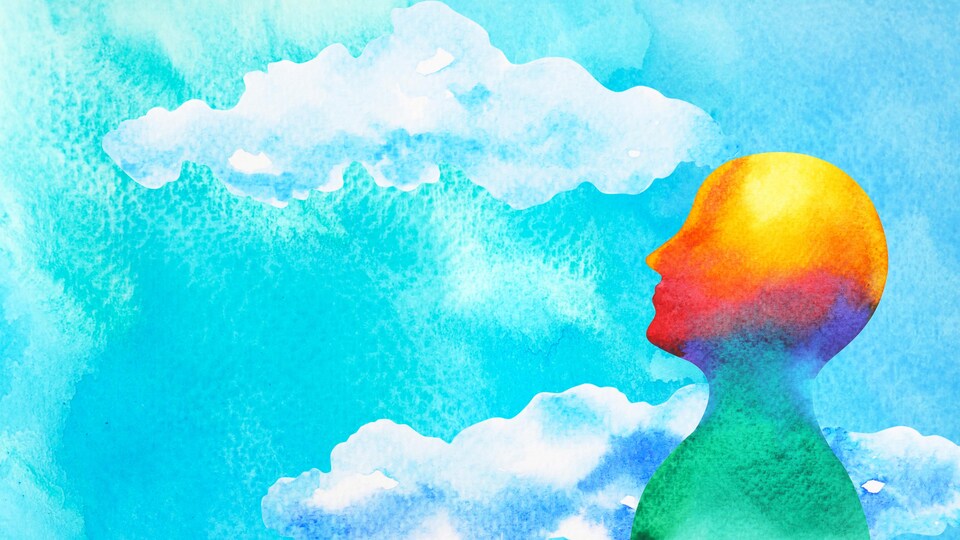 Aquarelle d'une tête humaine dans le ciel bleu, art abstrait représentant l'esprit et la santé mentale.